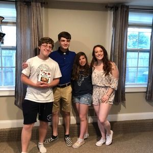 Meet your Posher, Margo